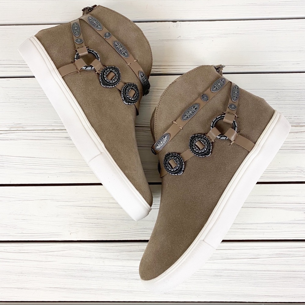 NEW Very Volatile Menloh Taupe Boho Sneakers 7 - Picture 4 of 13